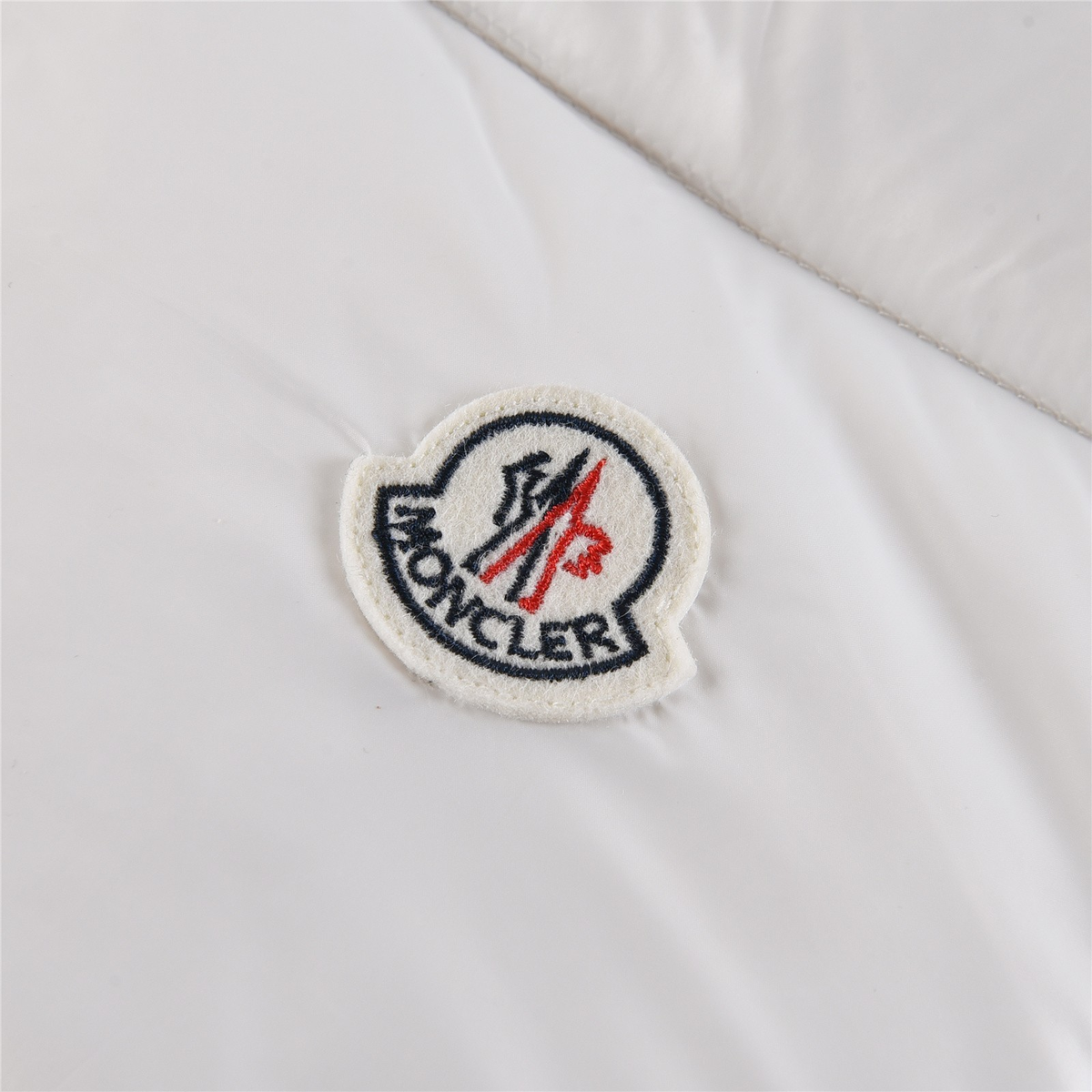 Moncler Tricolour Sleeve-Stripe Hooded Puffer Jacket - White