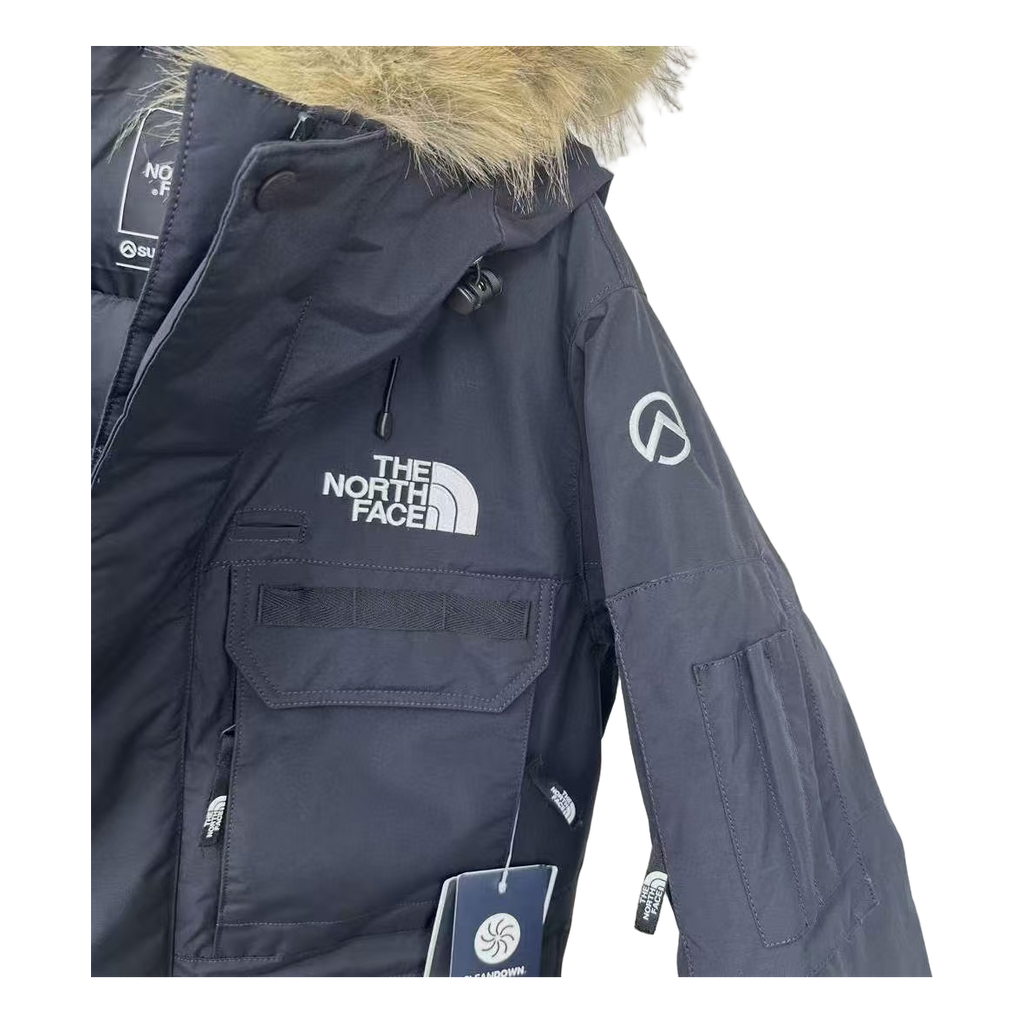 The North Face Faux Fur-Trim Hooded Parka in Graphite