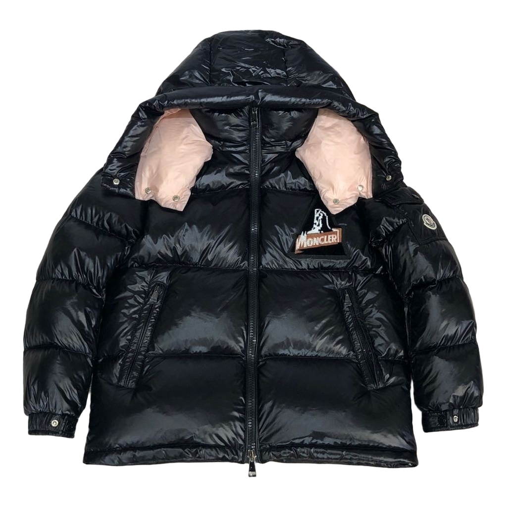 Moncler Mountain-Badge Glossy Short Puffer Jacket - Black